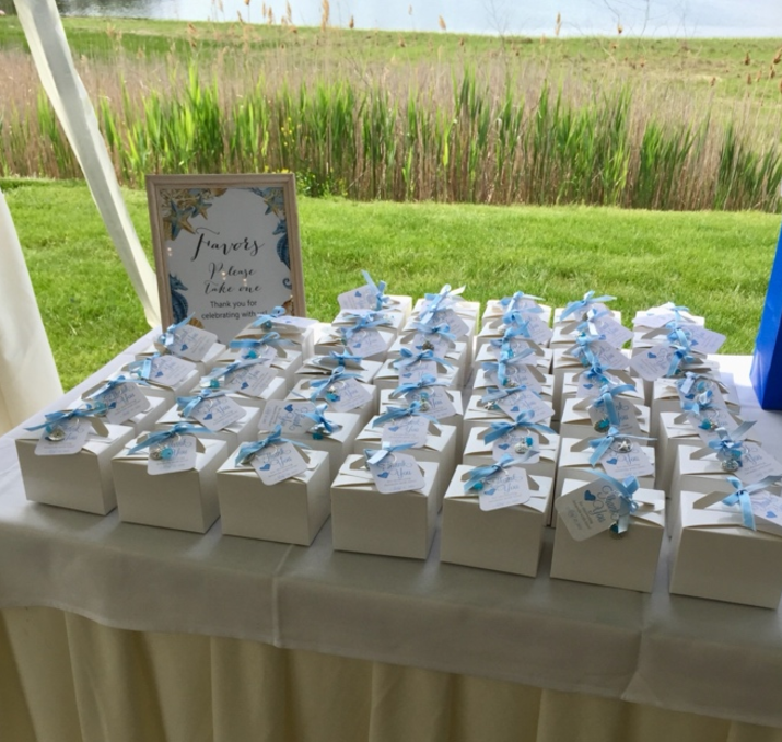 Beach-themed cookie favors